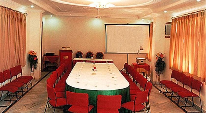 Le Grand Hotel Haridwār Exteriör bild